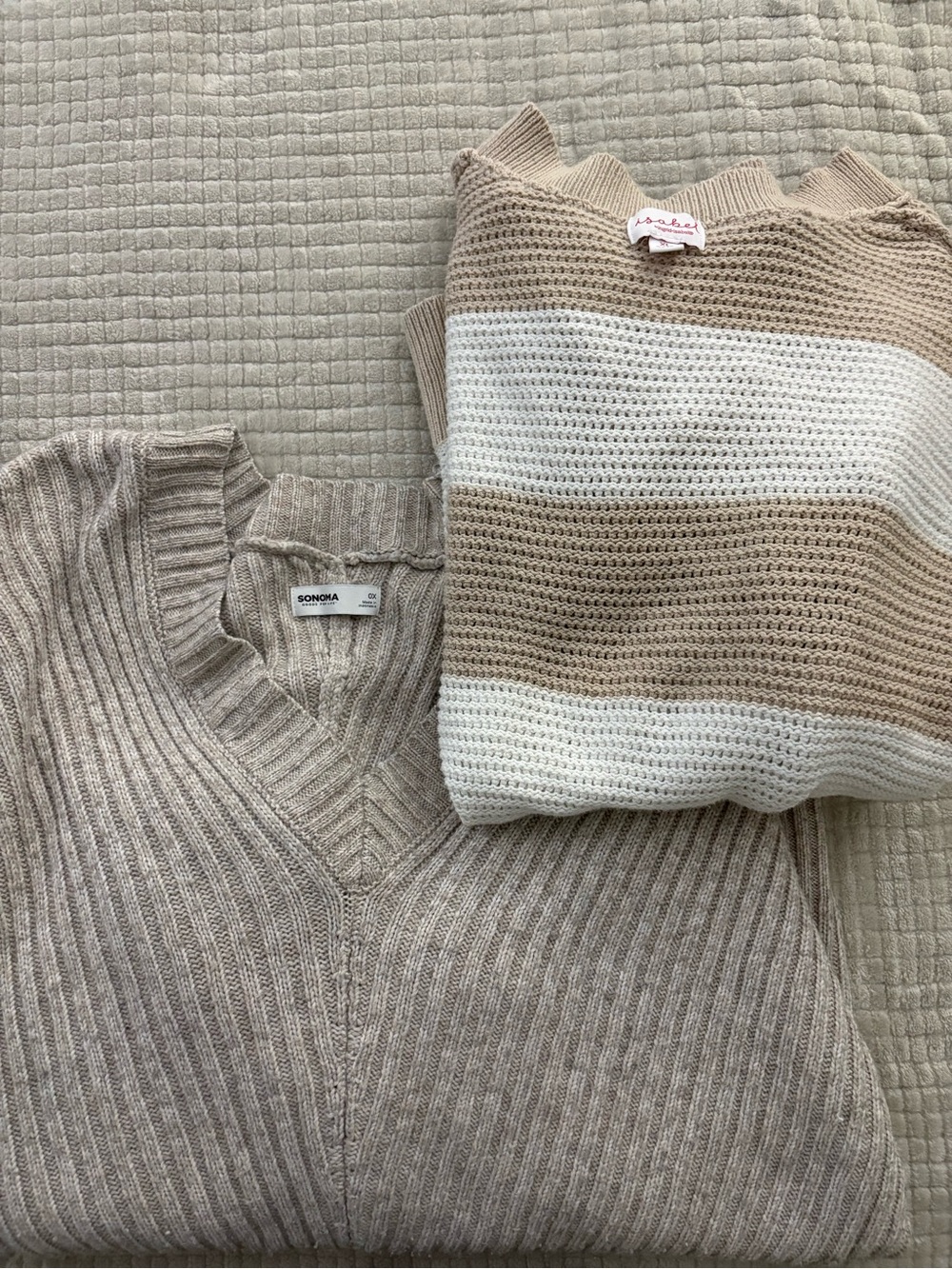 Sonoma Neutral Beige and White V-Neck Ribbed Sweater